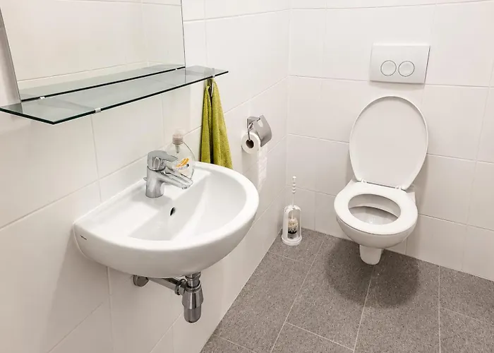 Cozynite Schoenbrunn 3 - Spacious & Modern * ウィーン