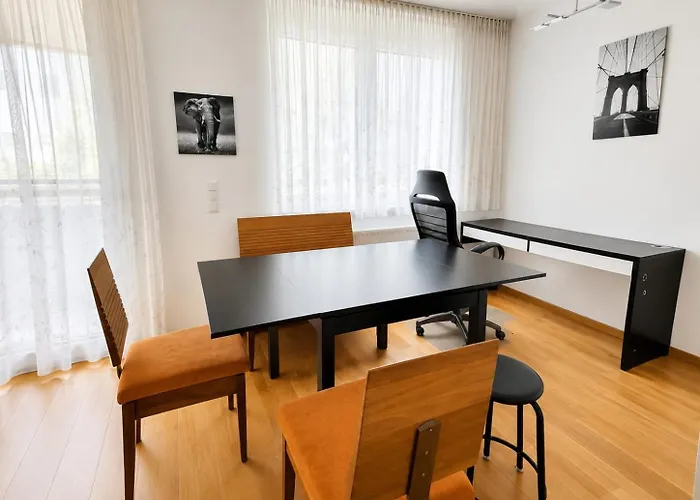 Cozynite Schoenbrunn 3 - Spacious & Modern アパート *