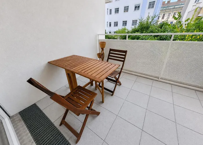 Cozynite Schoenbrunn 3 - Spacious & Modern